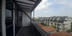 Charlton 18 (D19), Terrace #593945771